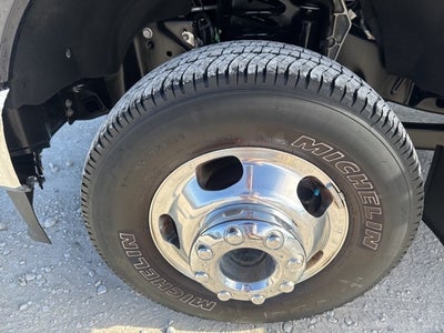 2023 Ford F-350SD Lariat