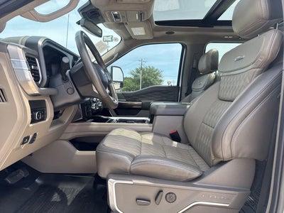 2025 Ford F-450SD Platinum
