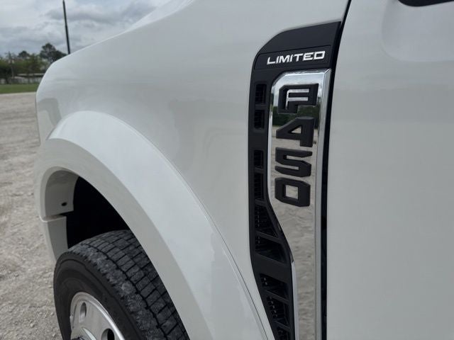2023 Ford F-450SD Limited