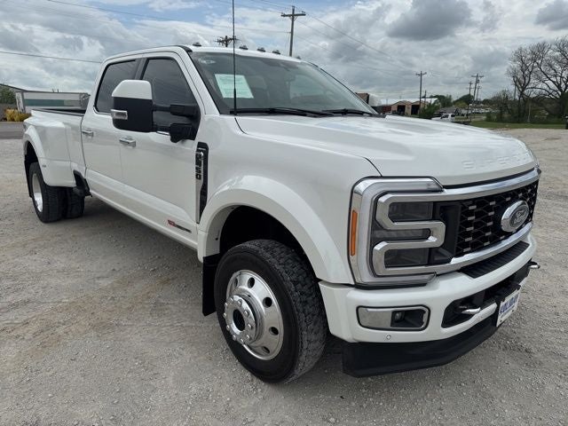 2023 Ford F-450SD Limited
