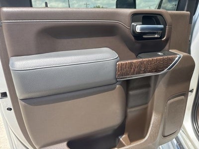 2023 GMC Sierra 2500HD Denali