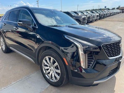 2022 Cadillac XT4 Premium Luxury