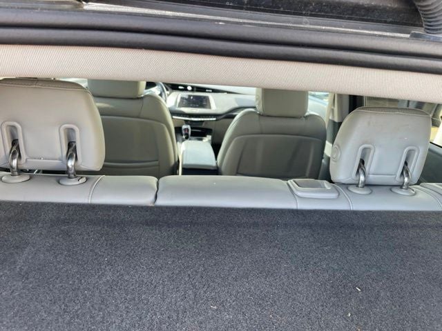 2022 Cadillac XT4 Premium Luxury