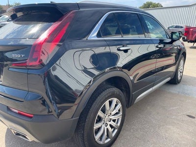 2022 Cadillac XT4 Premium Luxury