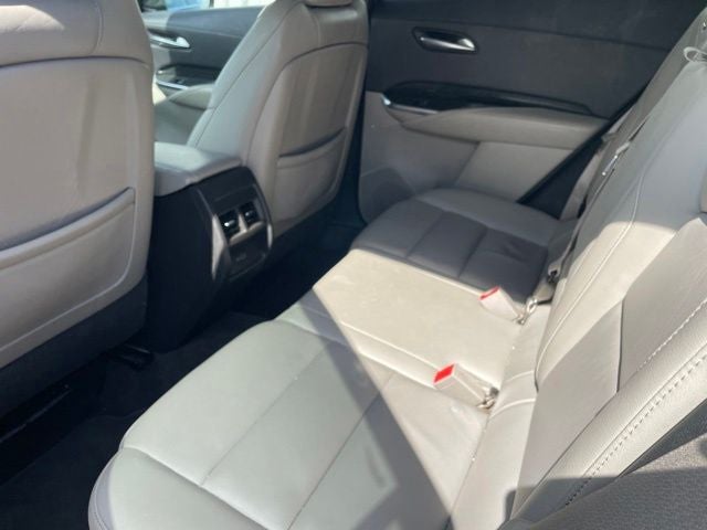 2022 Cadillac XT4 Premium Luxury