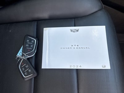 2024 Cadillac XT4 Sport