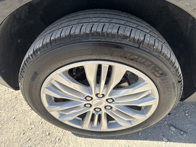 2018 Cadillac XT5 Premium Luxury