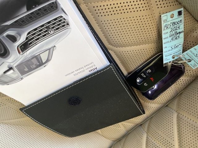 2024 Volkswagen Atlas 2.0T SEL Premium R-Line