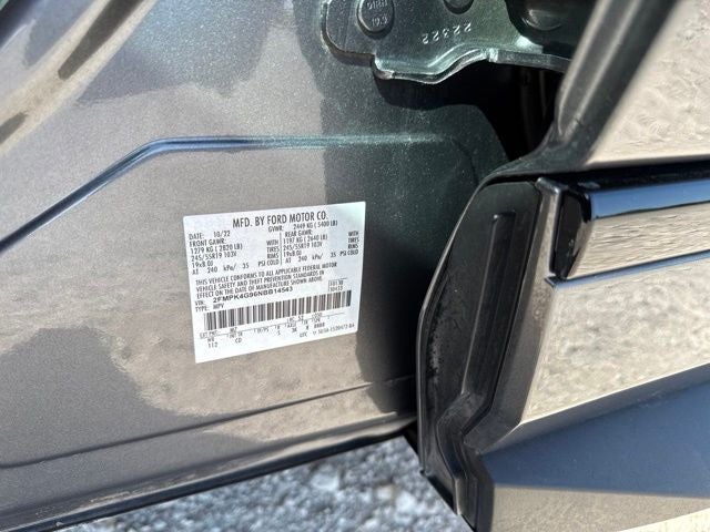 2022 Ford Edge SE