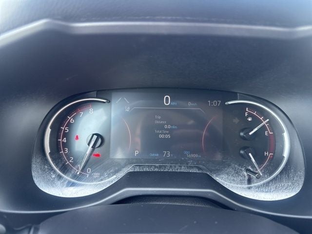 2025 Toyota RAV4 LE