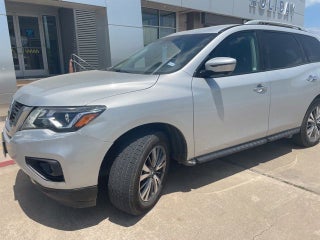 2020 Nissan Pathfinder SL