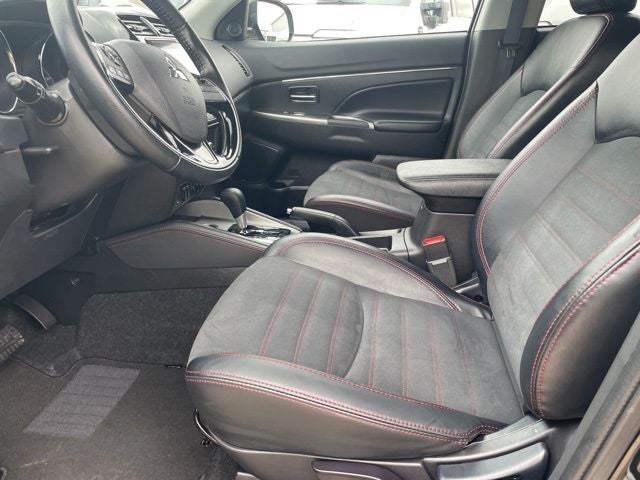 2025 Mitsubishi Outlander Sport 2.0 SE