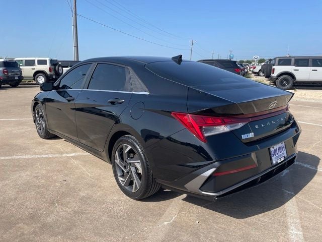 2024 Hyundai Elantra Limited