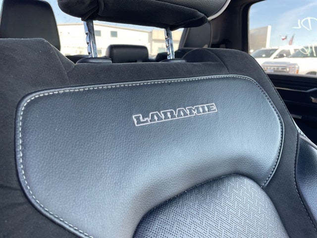 2024 RAM 1500 Laramie Crew Cab 4x2 5'7' Box