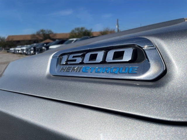 2024 RAM 1500 Laramie Crew Cab 4x2 5'7' Box