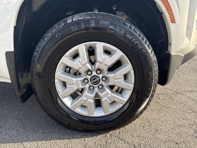 2023 Nissan Frontier Crew Cab SV 4x4