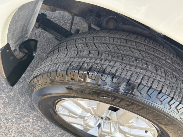 2023 Nissan Frontier Crew Cab SV 4x4