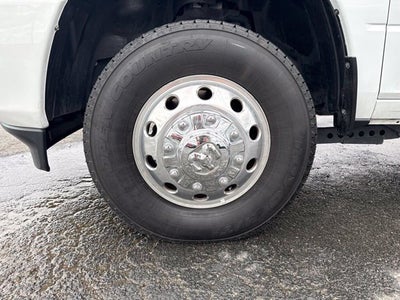 2024 RAM 3500 Lone Star Crew Cab 4x4 8' Box