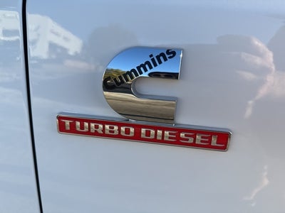 2025 RAM 3500 Laramie Crew Cab 4x4 8' Box