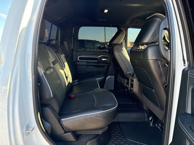 2025 RAM 3500 Laramie Crew Cab 4x4 8' Box