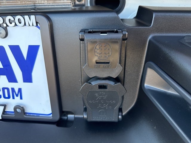 2025 RAM 3500 Laramie Crew Cab 4x4 8' Box