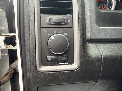 2018 RAM 2500 Tradesman Crew Cab 4x4 6'4' Box
