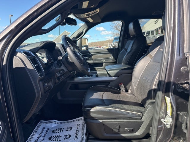 2024 RAM 2500 Laramie Crew Cab 4x4 6'4' Box