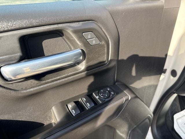 2026 Chevrolet Silverado 1500 4WD Crew Cab Short Bed Custom
