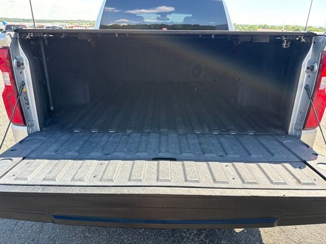 2022 Chevrolet Silverado 1500 LTD 2WD Crew Cab Short Bed Custom