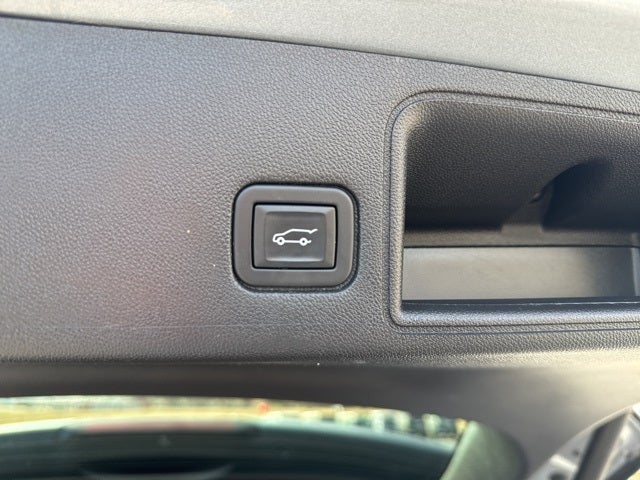 2023 GMC Terrain AWD SLT